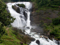 p2 -laces-to-visit-coorg-tour-local-sightseeing-tour-package-mallalli-falls-coorg