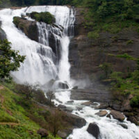 p2 -laces-to-visit-coorg-tour-local-sightseeing-tour-package-mallalli-falls-coorg